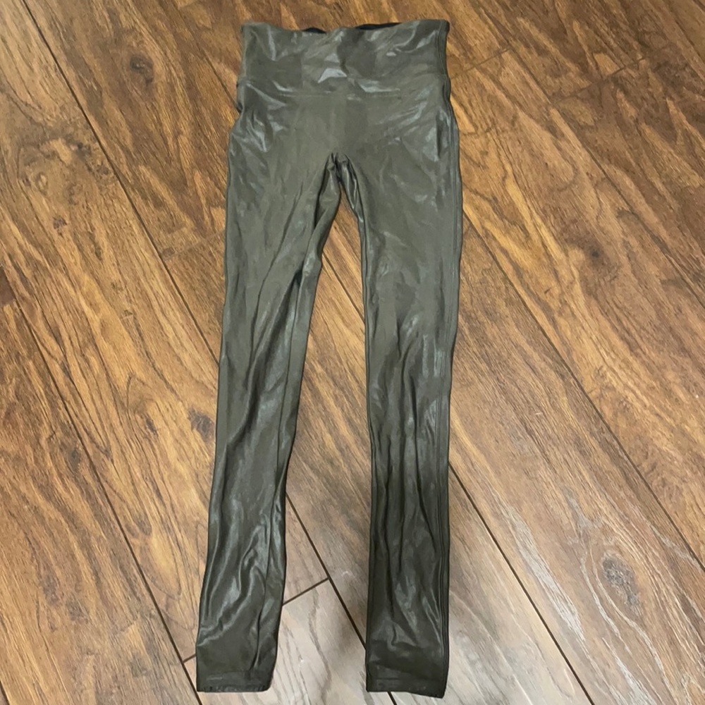 Like New! Spanx Faux Leather Legging - SP Olive